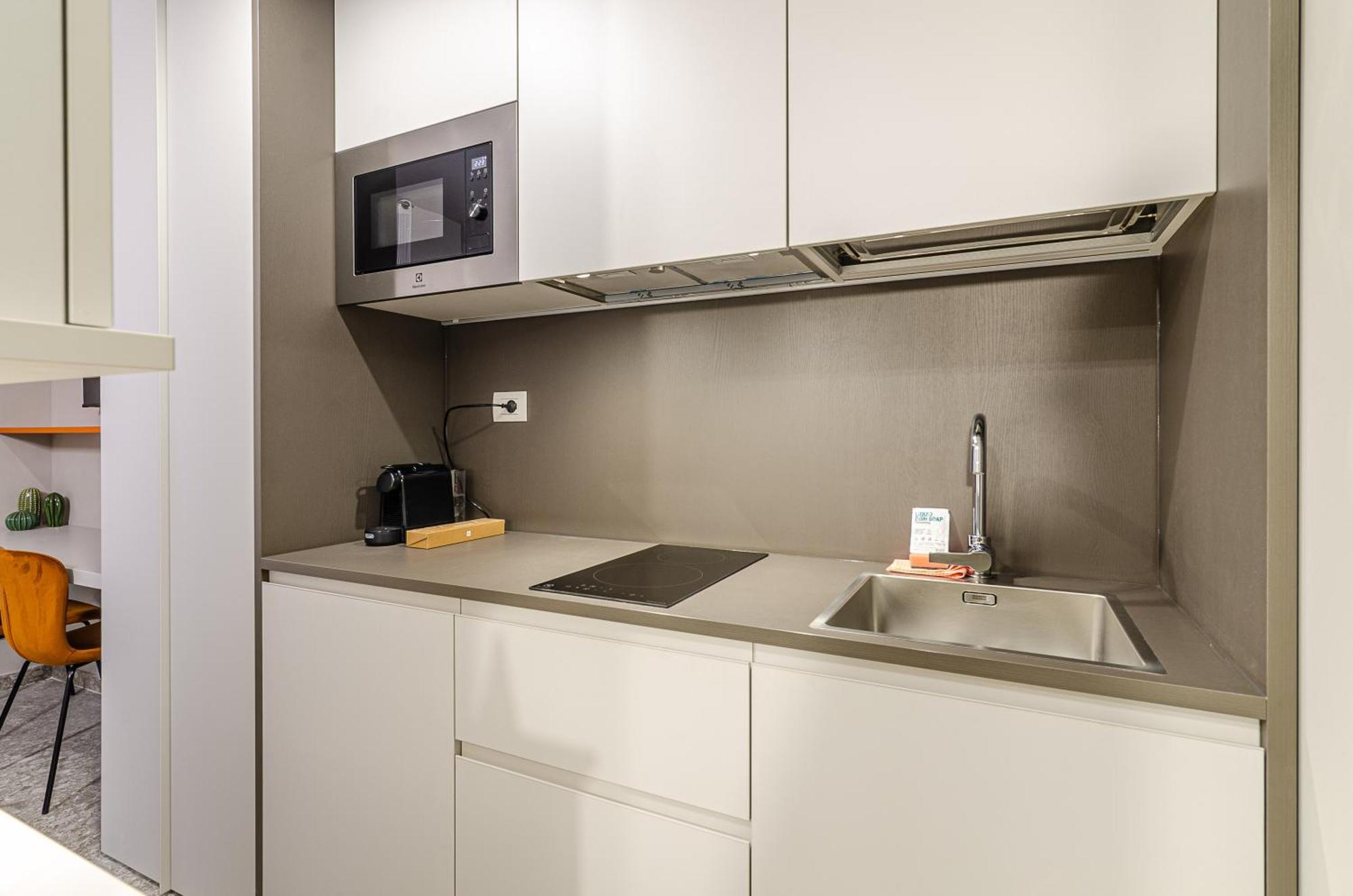 Design Studio - Viale Umbria มิลาน ภายนอก รูปภาพ
